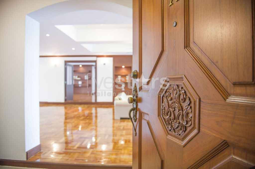 4 bedroom spacious condo for rent on Asoke to Phrom Phong, photo 7