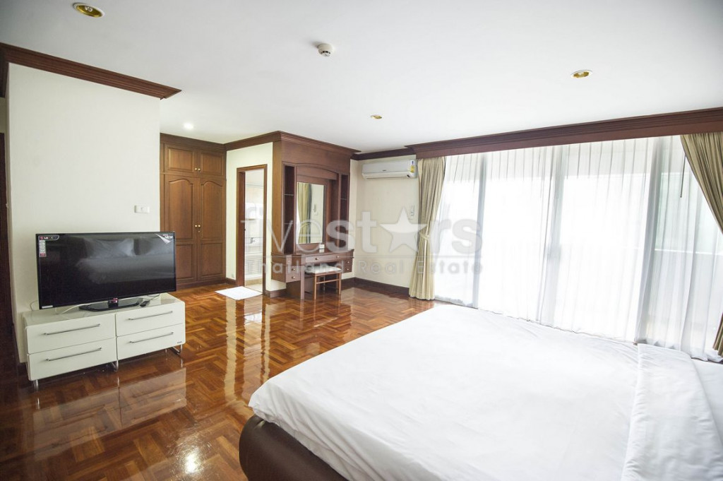 4 bedroom spacious condo for rent on Asoke to Phrom Phong, photo 8