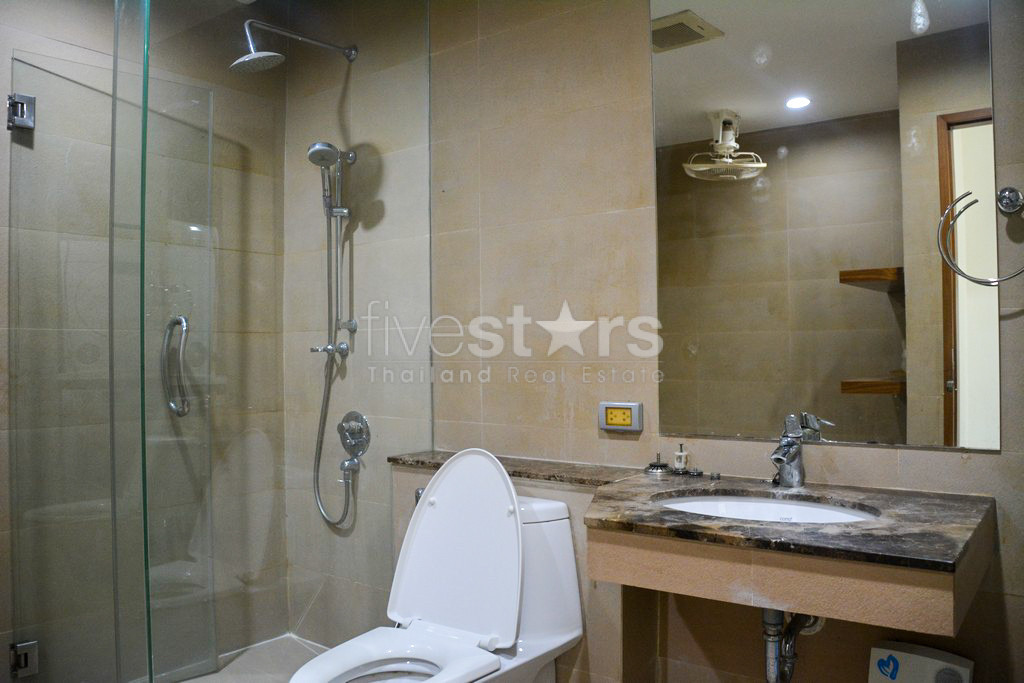 Grand appartement 4 chambres à seulement 500m de BTS Nana!, photo 18