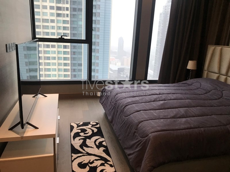Condo neuf de 2 chambres à louer à Asoke, photo 3