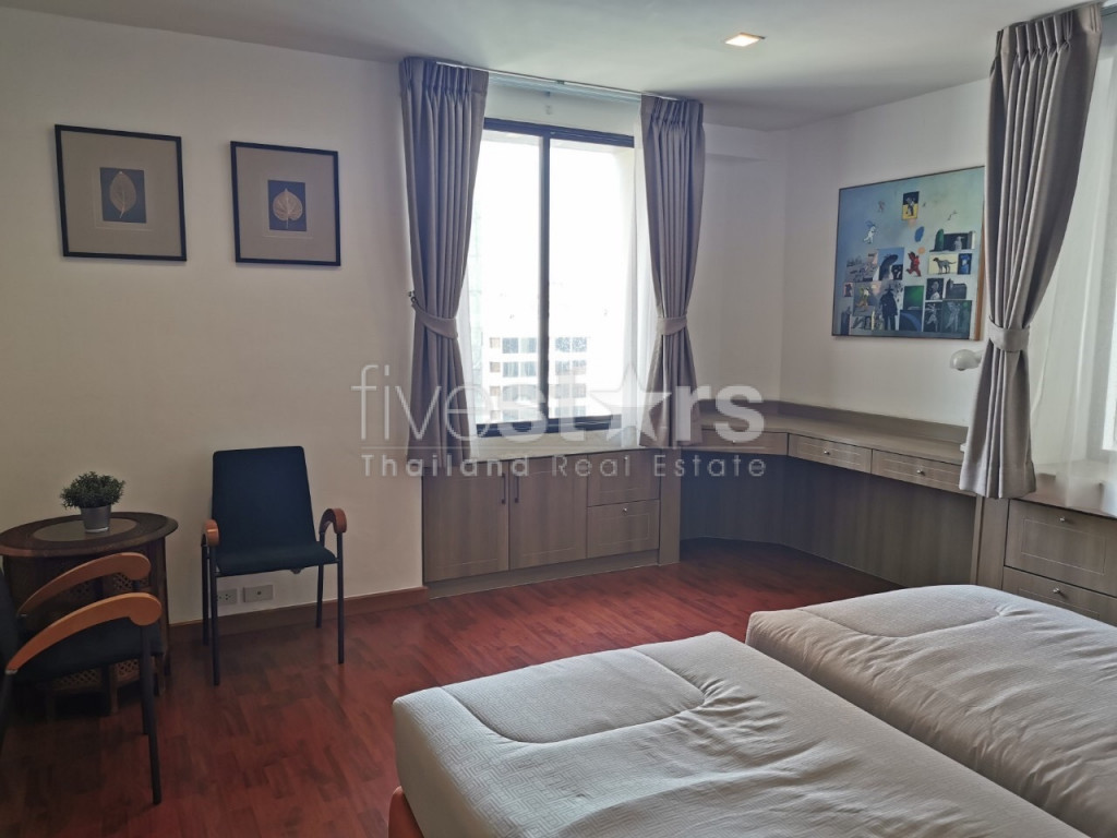 Appartement de 2 chambres spacieux à vendre proche BTS Asoke, photo 10