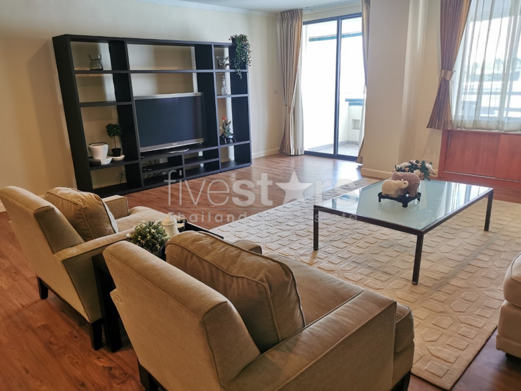 Appartement de 2 chambres spacieux à vendre proche BTS Asoke, photo 3