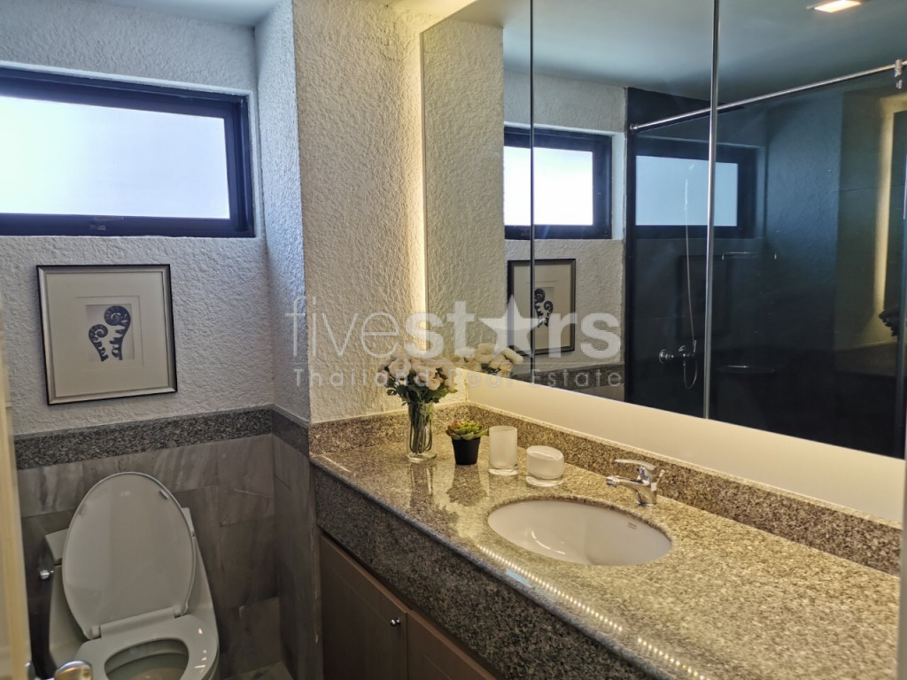 Appartement de 2 chambres spacieux à vendre proche BTS Asoke, photo 13