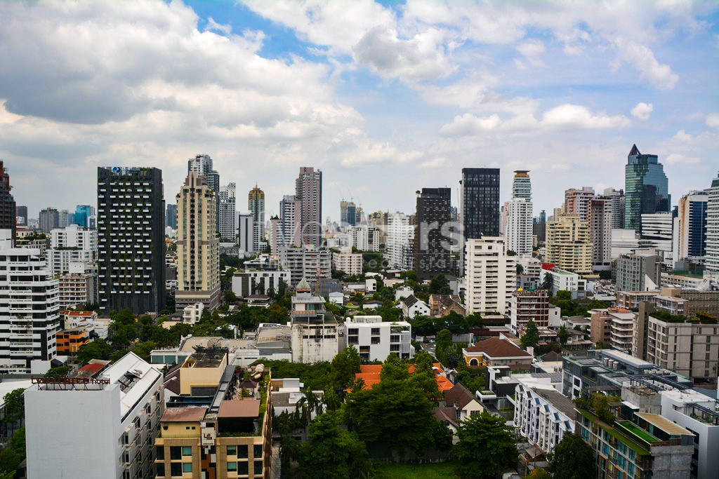 Appartement de standing de 2 chambres à vendre quartier Asoke