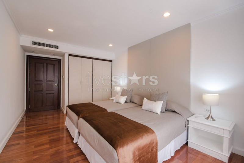 Modern 3 bedrooms apartment for rent in Asoke, photo 8