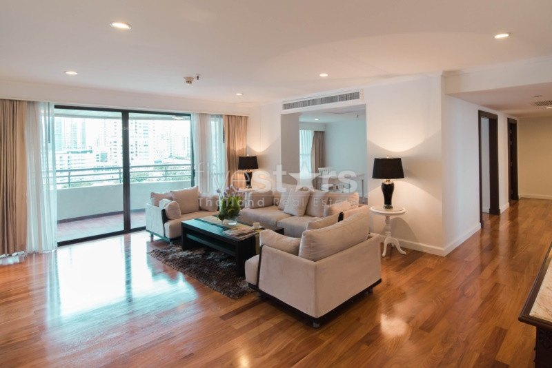 Renovated 3+1 bedrooms apartment for rent in Asoke, photo 2