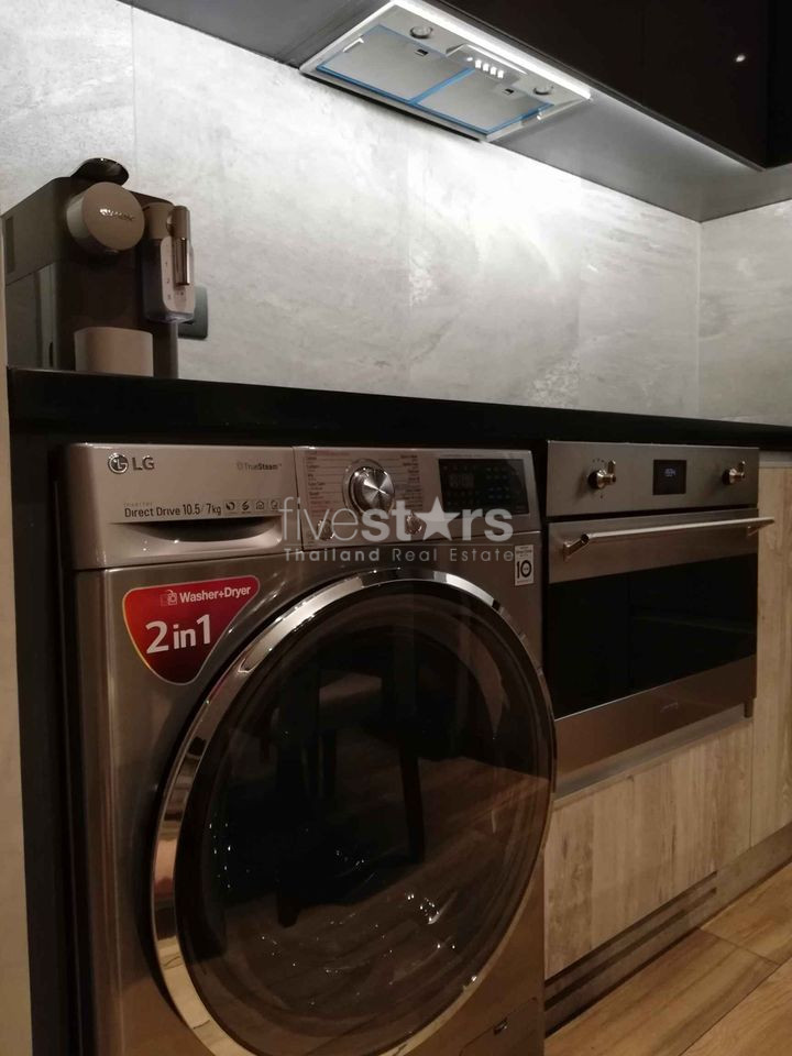 Modern 2 bedrooms condo for sale only 3 minutes walk to MRT Petchburi, photo 18