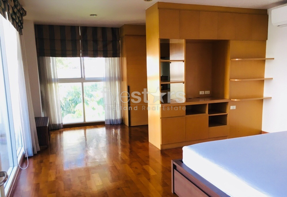 Condo 2 chambres à louer sur Asoke à Phetchaburi, photo 3