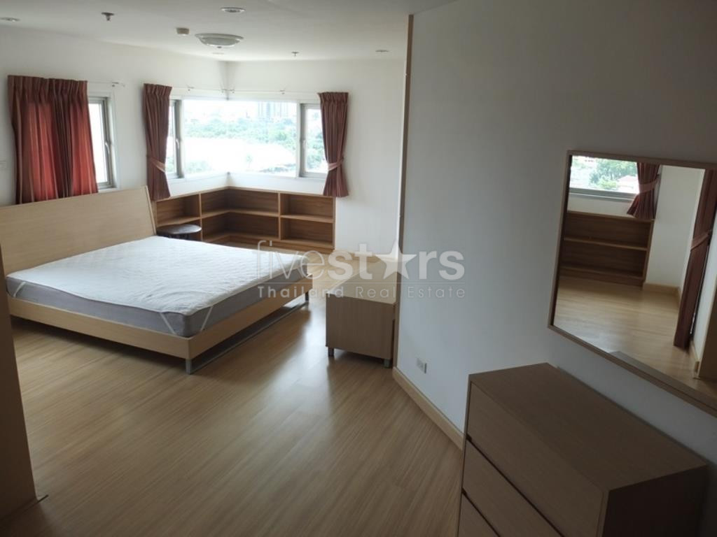 Appartement duplex 2 chambres à louer sur Asoke, photo 5