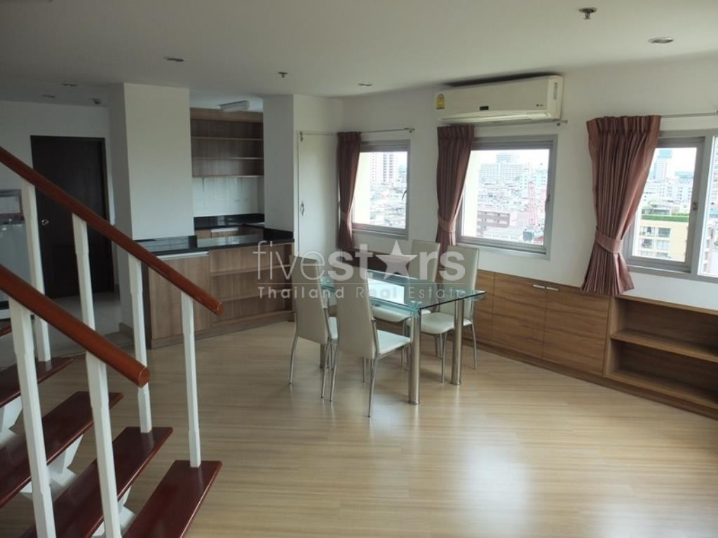 Appartement duplex 2 chambres à louer sur Asoke, photo 4