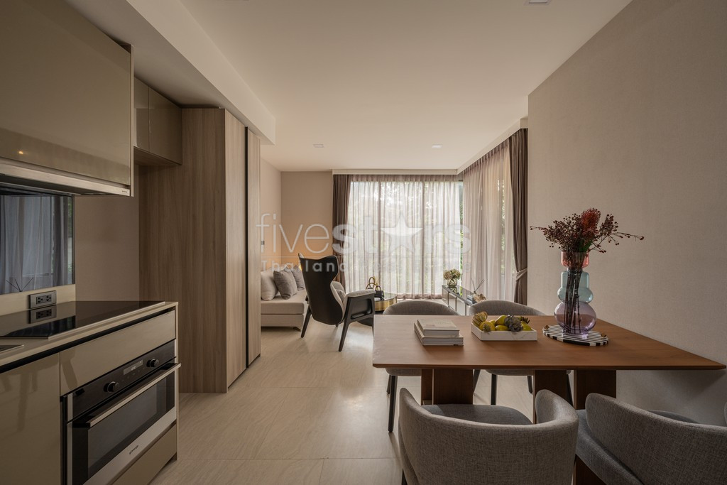 Appartement moderne de 2 chambres à vendre quartier Asoke