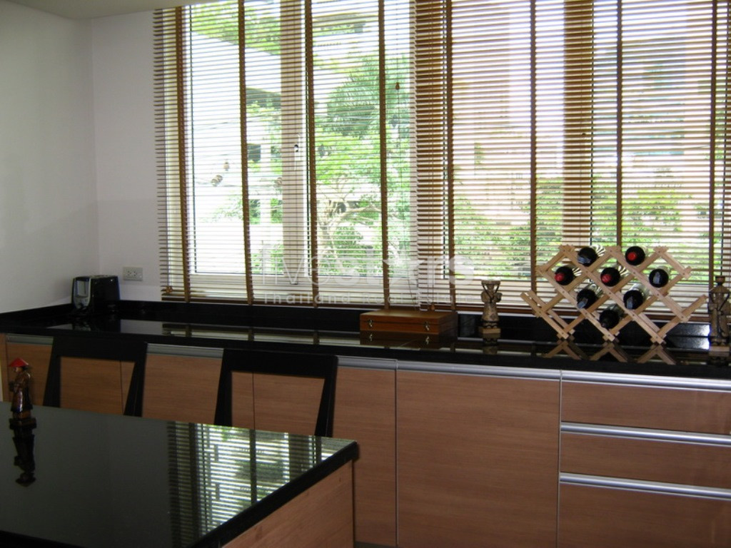 Condo de 3 chambres à louer près de la station BTS Asoke, photo 9