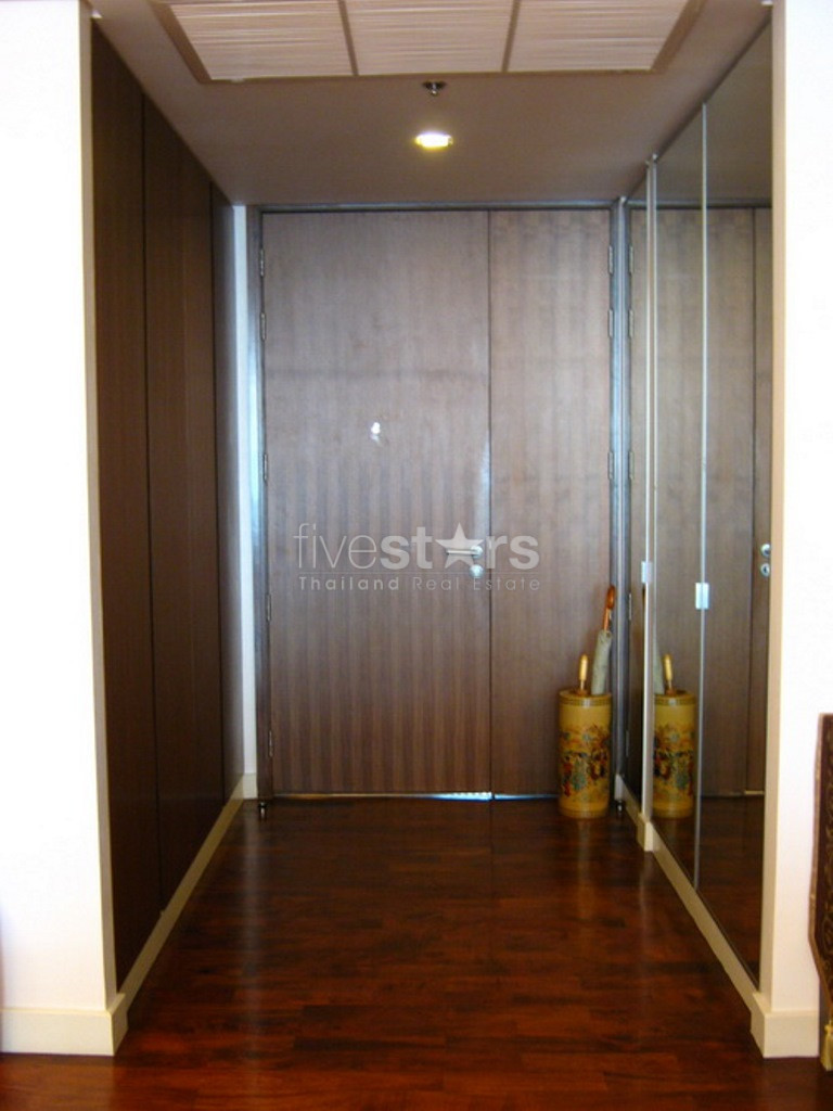 Condo de 3 chambres à louer près de la station BTS Asoke, photo 7
