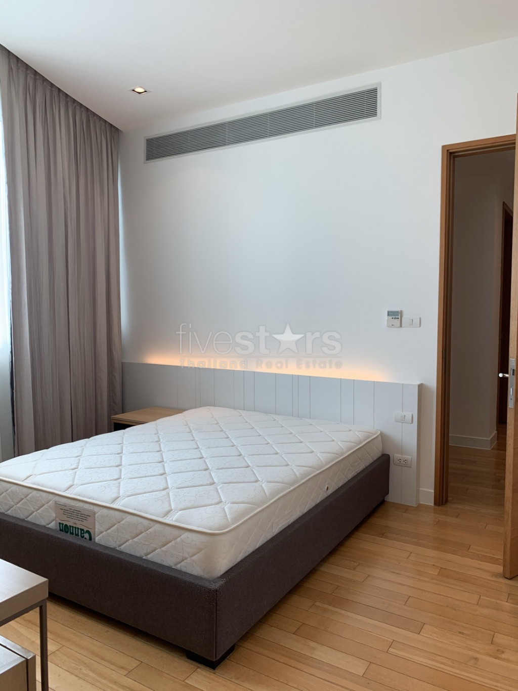3 bedrooms condo for rent near BTS Asoke, photo 10