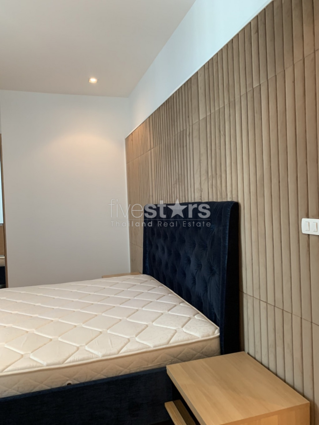 3 bedrooms condo for rent near BTS Asoke, photo 8