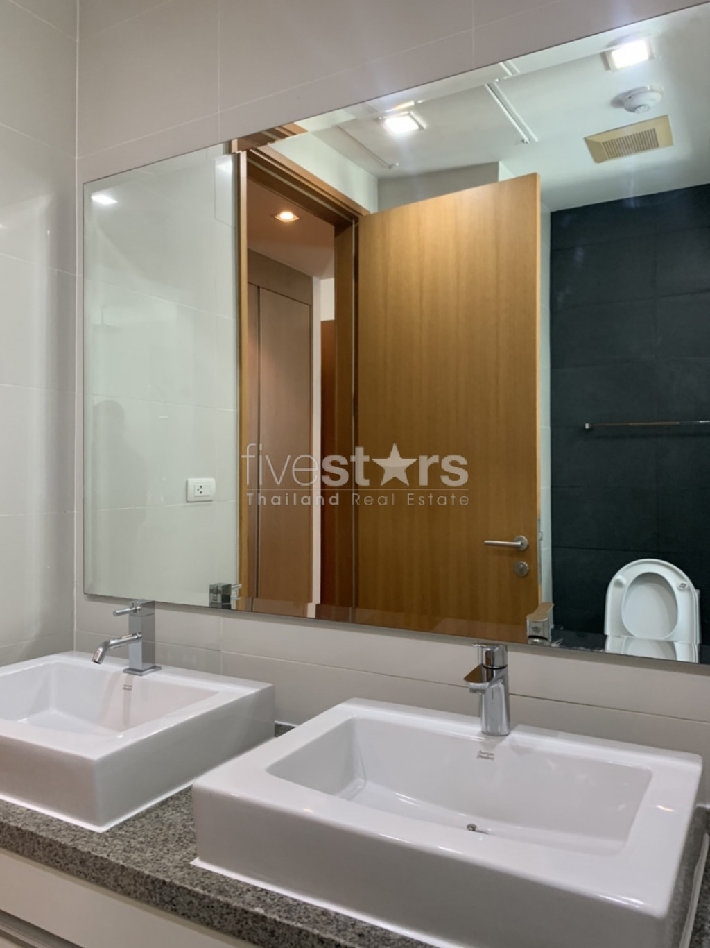 3 bedrooms condo for rent near BTS Asoke, photo 13