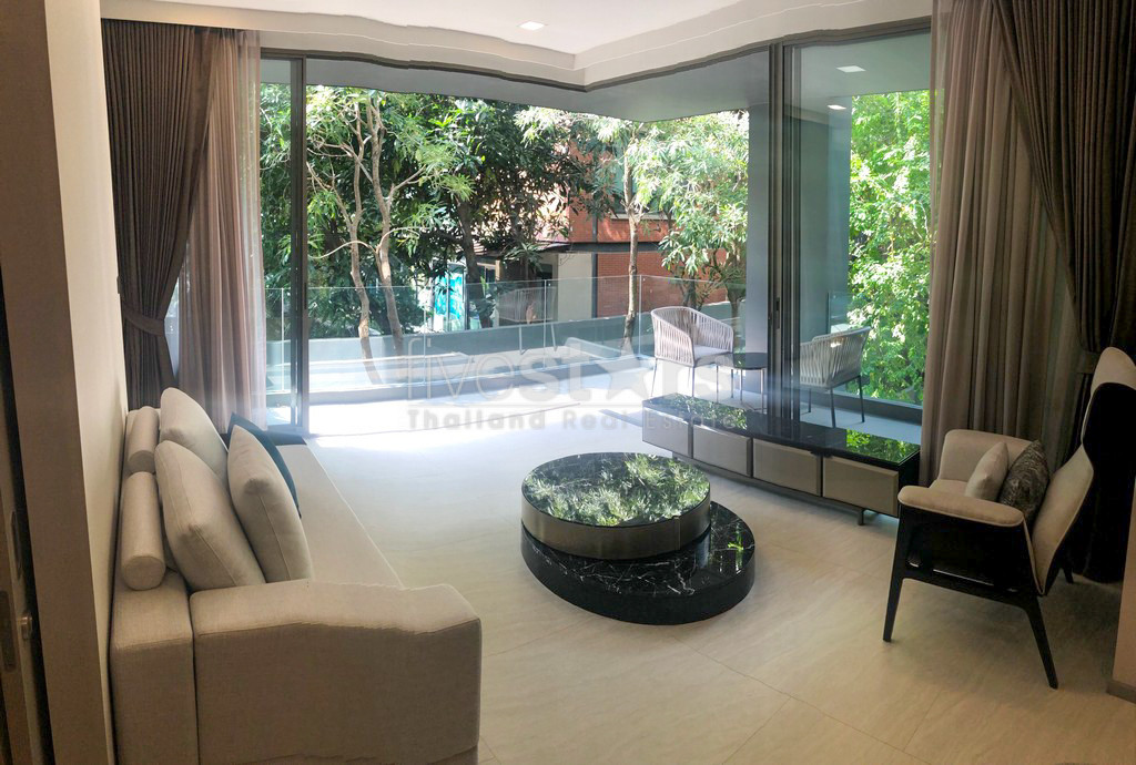 Appartement moderne de 2 chambres à louer sur Sukhumvit 31