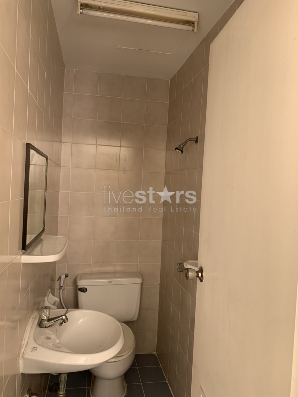 Large 3 bedrooms pet friendly apartment for rent in Asoke area, photo 10