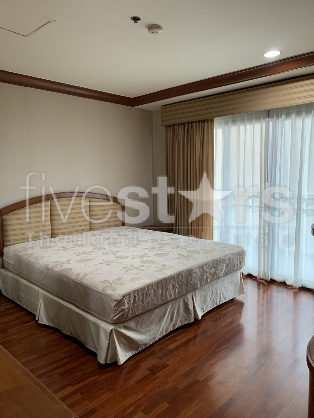 Large 3 bedrooms pet friendly apartment for rent in Asoke area, photo 6