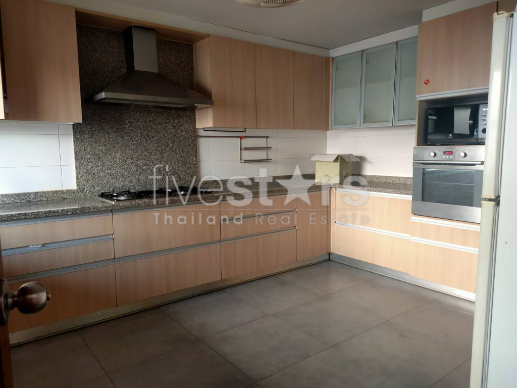 Large 3 bedrooms apartment for rent in Sukhumvit area, photo 3