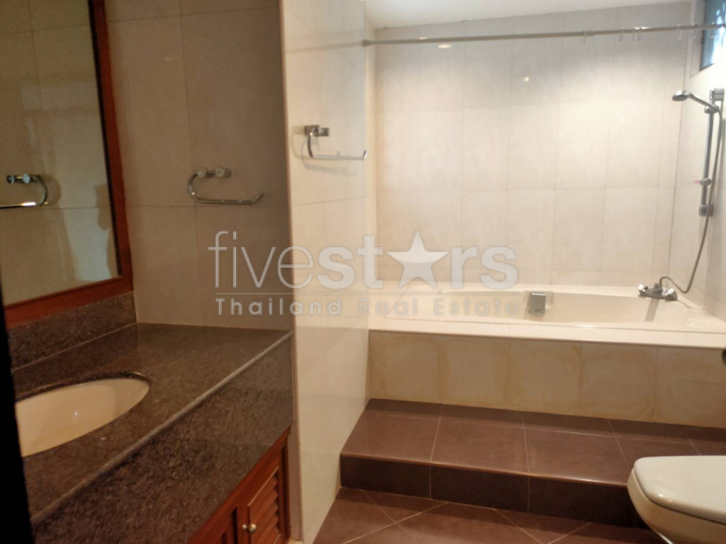 Large 3 bedrooms apartment for rent in Sukhumvit area, photo 11