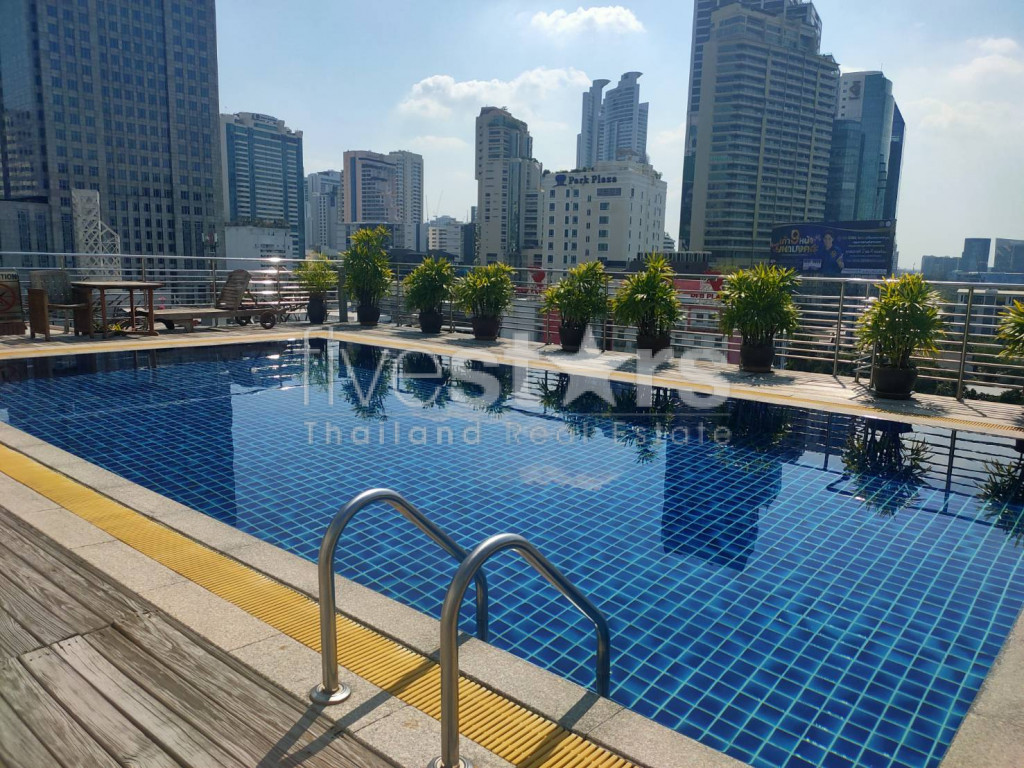 Spacious 4 bedrooms apartment for rent in asoke, photo 23