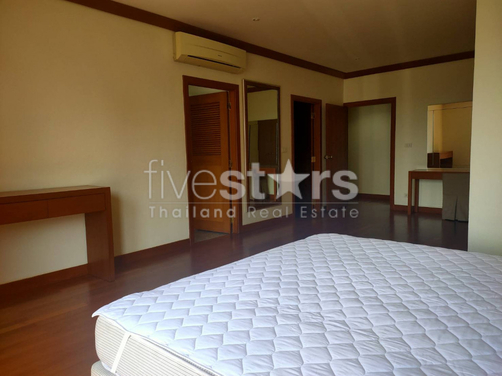 Spacious 4 bedrooms apartment for rent in asoke, photo 12