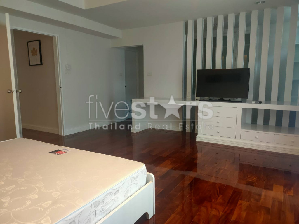 Pet friendly apartment 3 bedrooms for rent in Asoke area, photo 11
