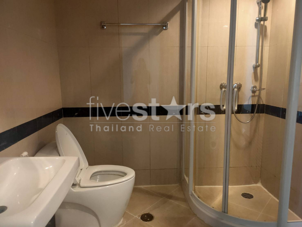 Pet friendly apartment 3 bedrooms for rent in Asoke area, photo 17