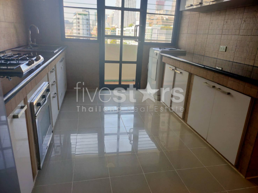 Pet friendly apartment 3 bedrooms for rent in Asoke area, photo 9