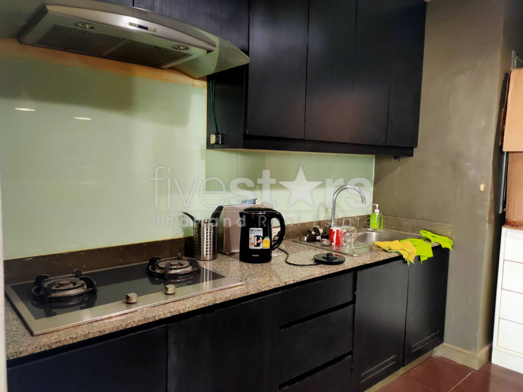Nice 3 bedrooms condo for rent near BTS Nana, photo 5