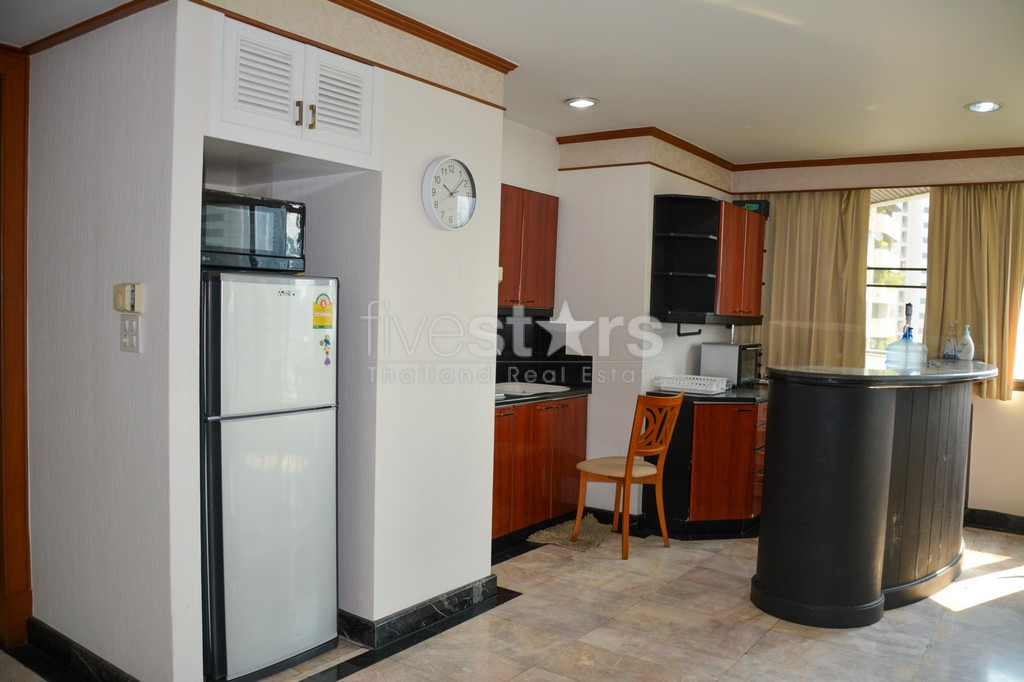 Grand appartement 2 chambres à vendre proche BTS Asoke, photo 6