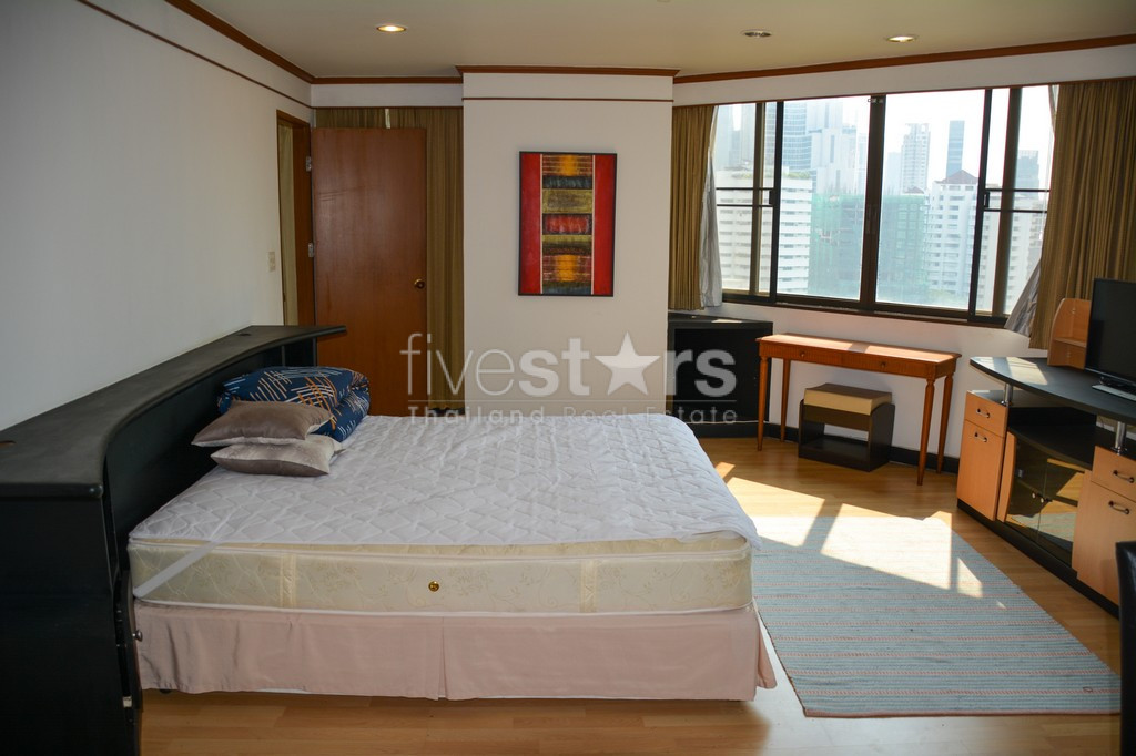 Grand appartement 2 chambres à vendre proche BTS Asoke, photo 8