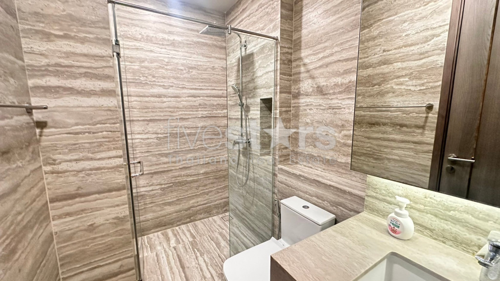 Appartement 3 chambres d'exception à louer à Asoke, Bangkok, photo 12