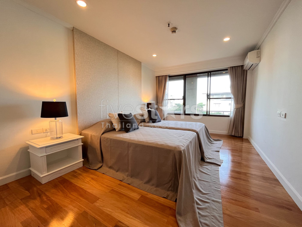 Appartement de 3 chambres à louer à Asoke, près du parc de Benchakitti, photo 12