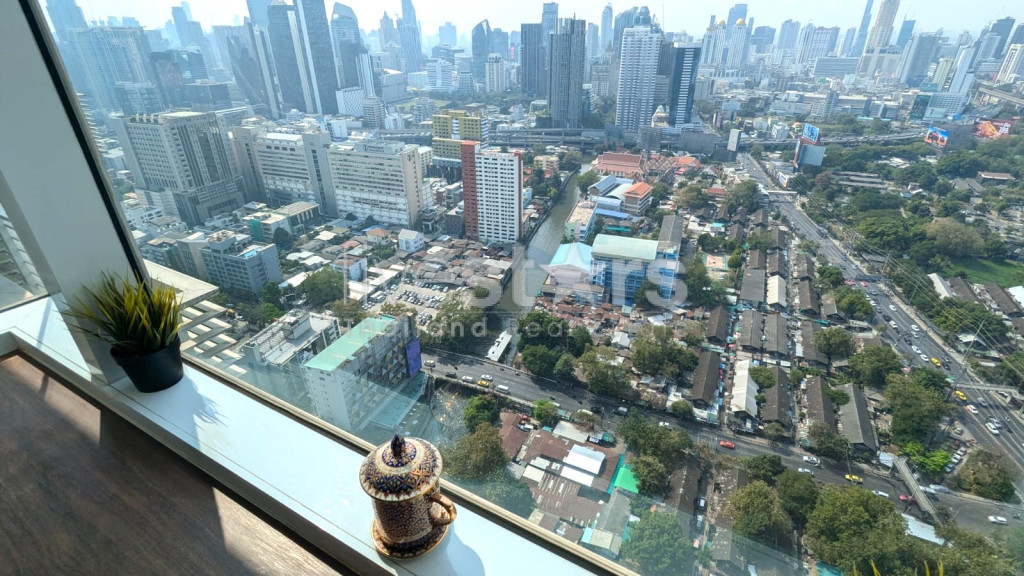 Bel appartement 1 chambre haut en étage quartier Nana/Petchaburi, photo 4