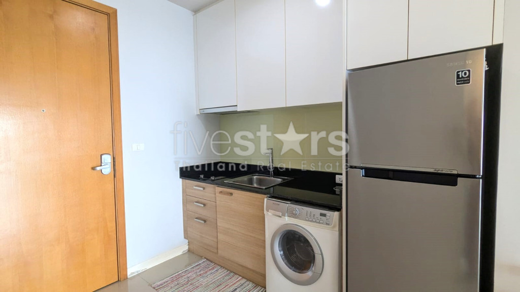 Bel appartement 1 chambre haut en étage quartier Nana/Petchaburi, photo 7