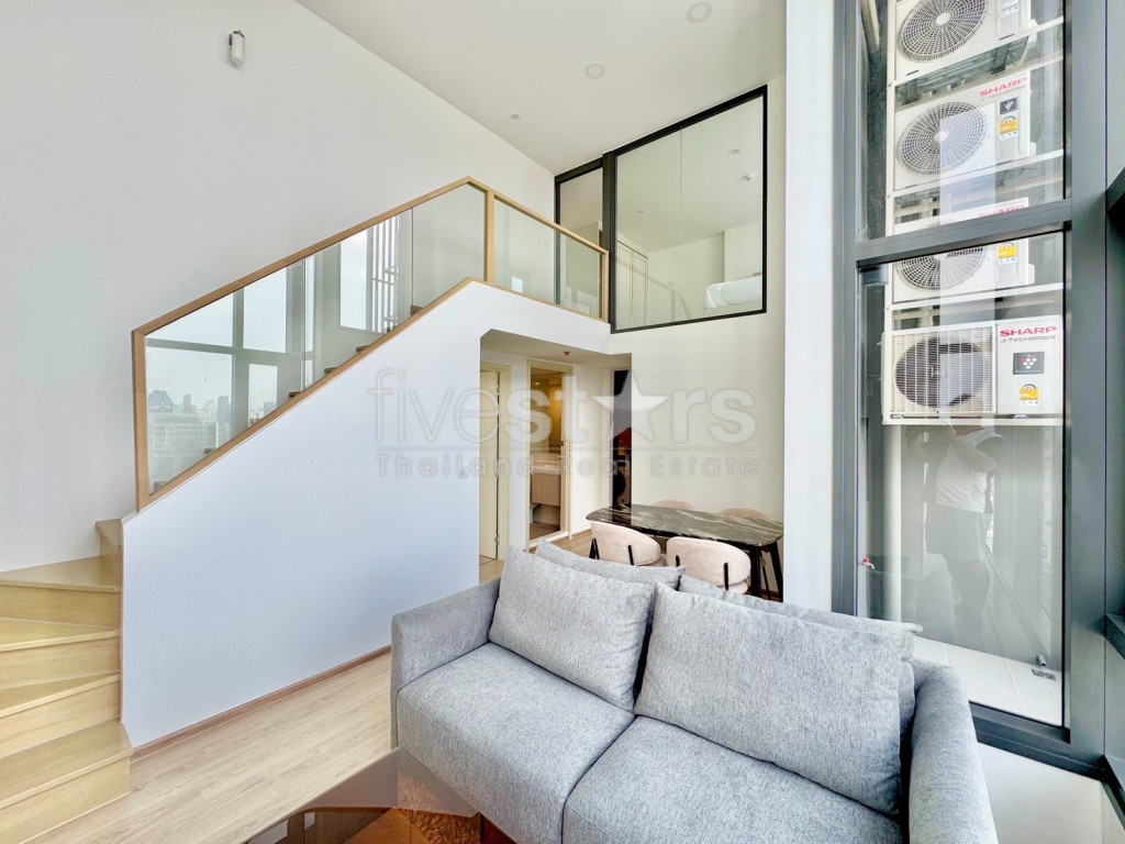 Superbe Duplex 2 Chambres + 1 Bureau à Louer près du MRT Queen Sirikit, photo 3