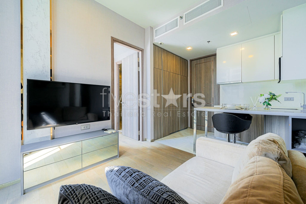 Appartement de 1 chambre à louer à Asoke, immeuble exceptionnel