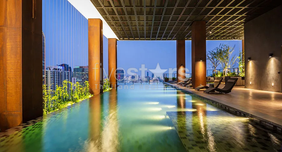 Appartement luxueux de 2 chambres à louer à Asoke, photo 12
