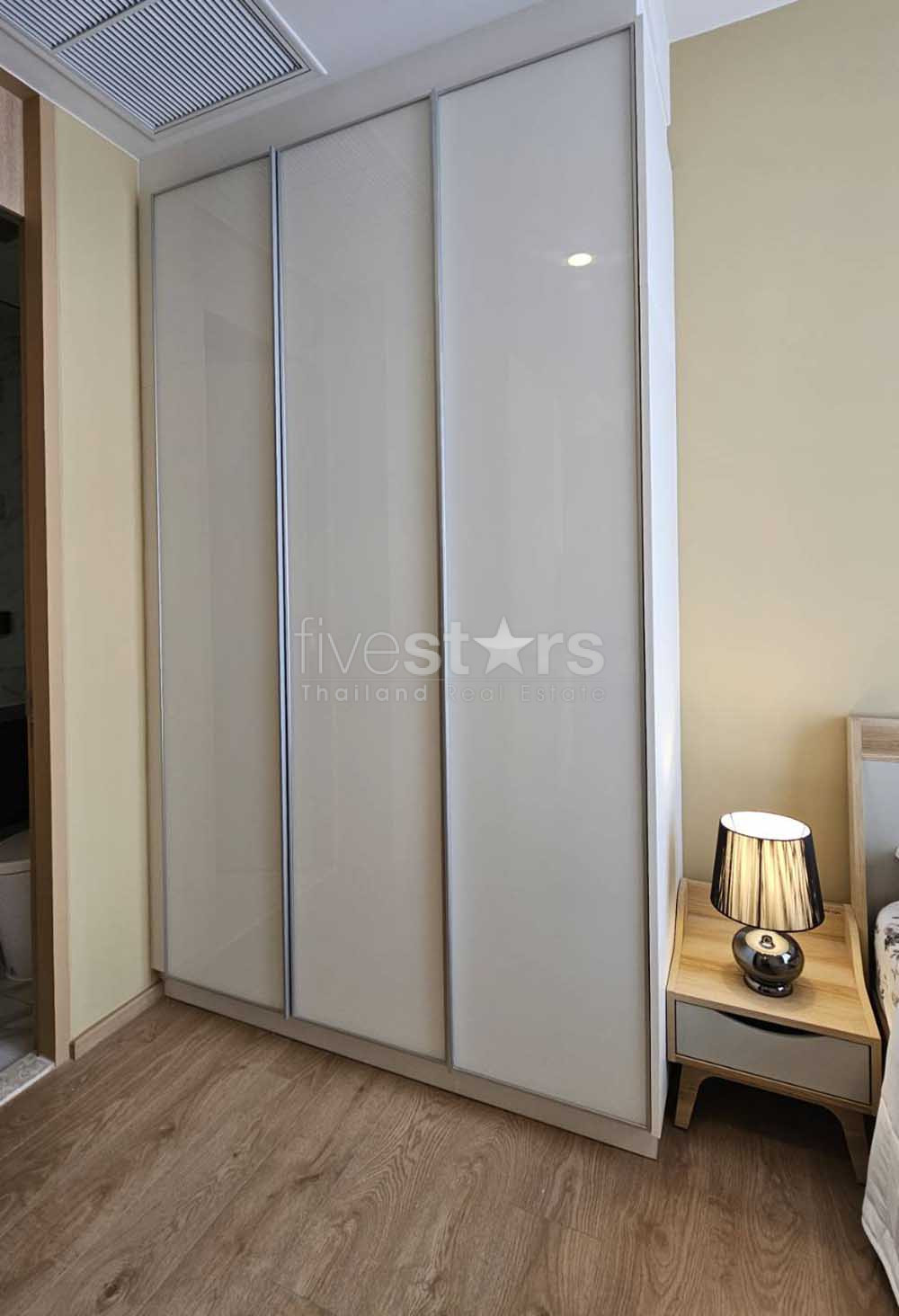 Appartement de 1 chambre avec vue splendide près du BTS Asoke, photo 7