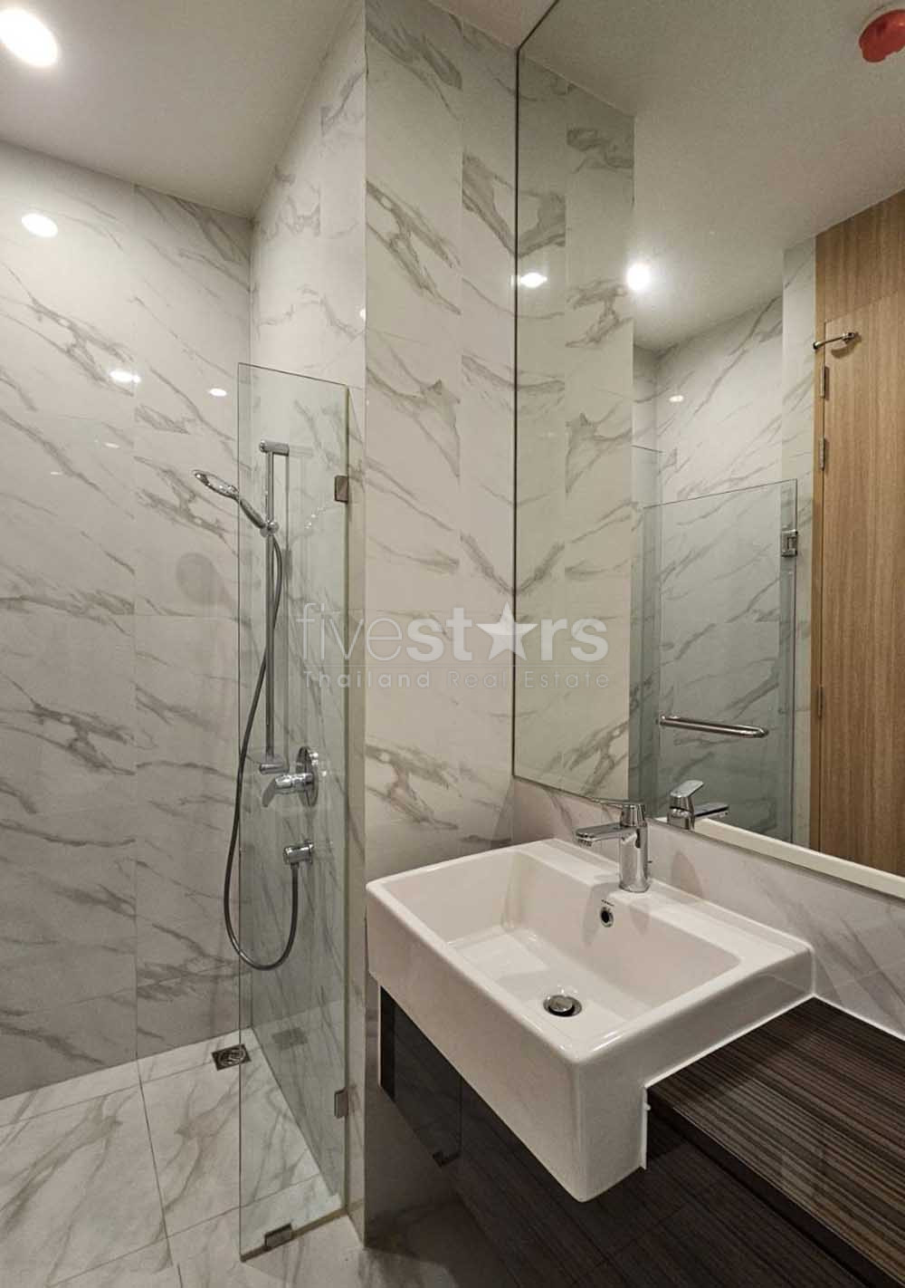 Appartement de 1 chambre avec vue splendide près du BTS Asoke, photo 8