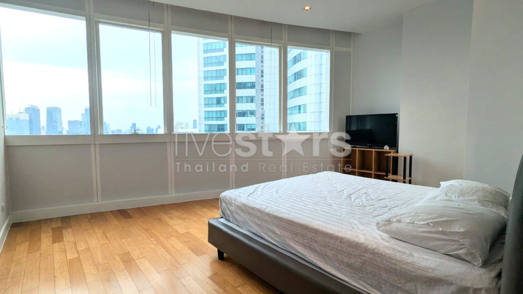 Appartement de 2 chambres à louer proche du BTS Asoke et du parc Benchakitti, photo 12