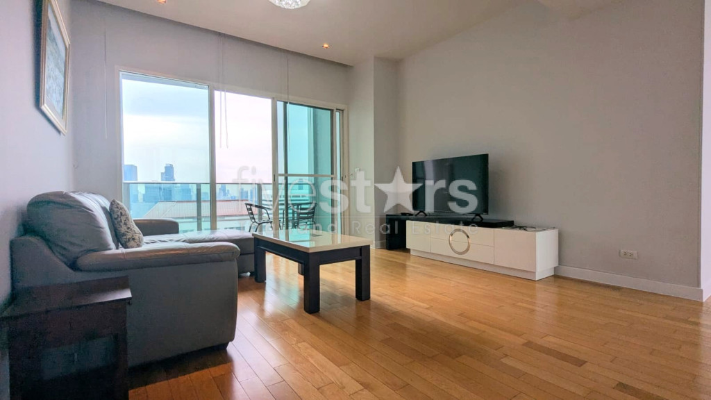 Appartement de 2 chambres à louer proche du BTS Asoke et du parc Benchakitti, photo 5