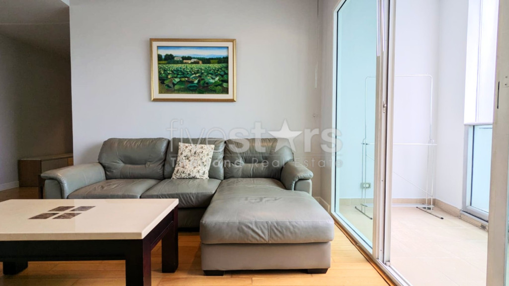 Appartement de 2 chambres à louer proche du BTS Asoke et du parc Benchakitti, photo 6