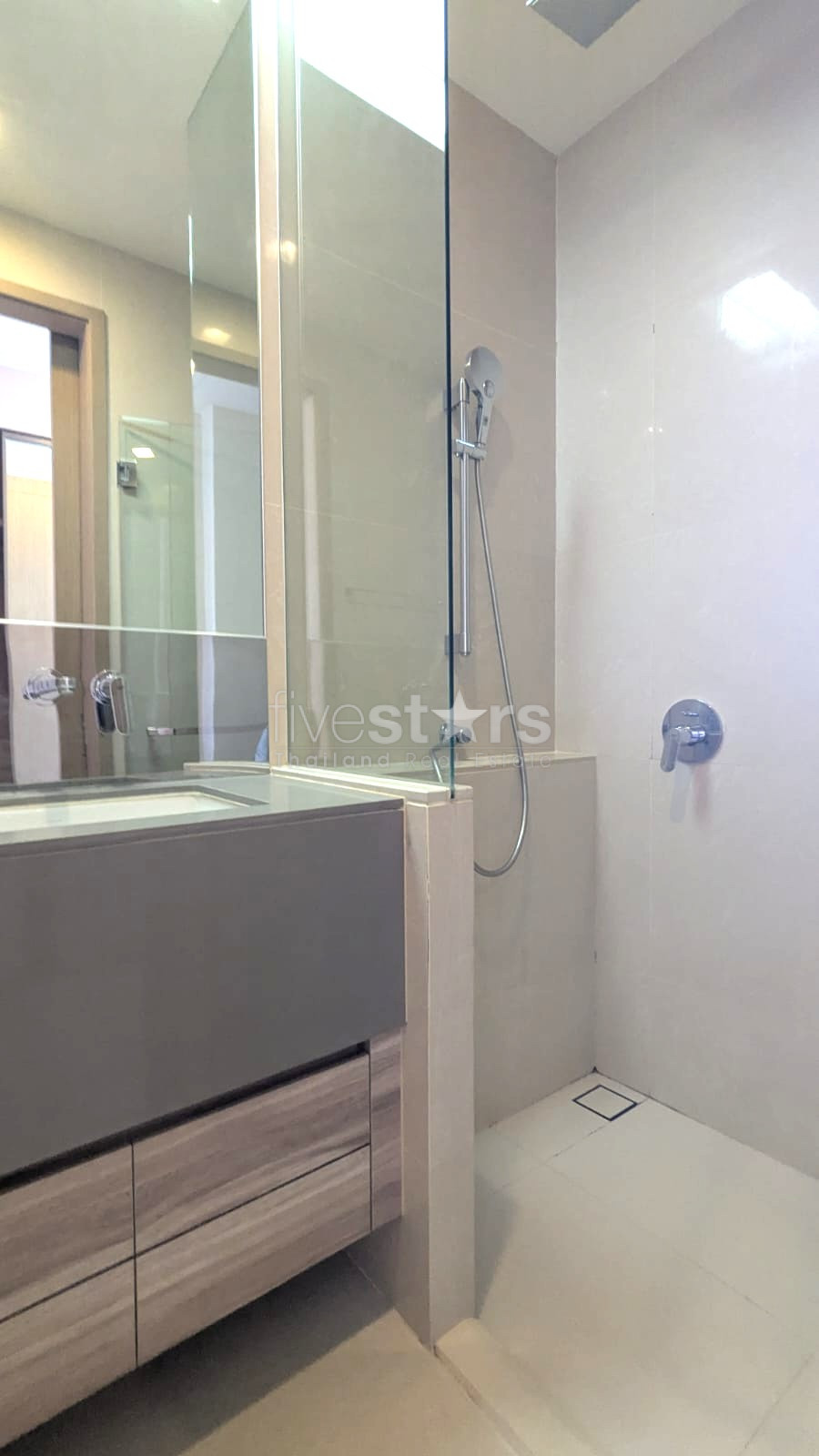 Appartement 1 chambre de standing à louer à Asoke, proche du Terminal 21, photo 8