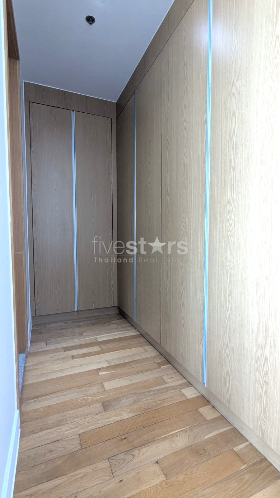 Appartement de 2 chambres + bureau à louer à Asoke, Vue Benchakitti, photo 12