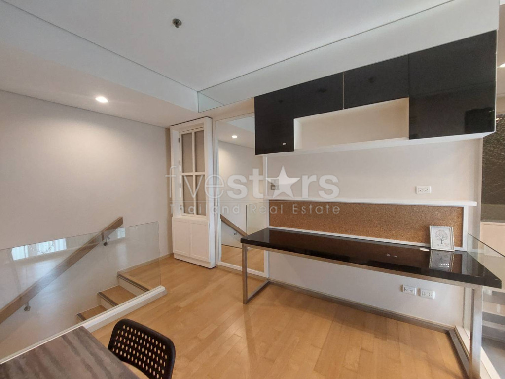 Duplex moderne de 1 chambre à louer à Asoke, proche du MRT Petchaburi, photo 7