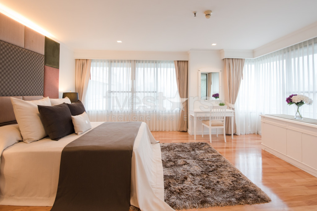 Appartement de 4 chambres à louer à Asoke, près du parc de Benchakitti, photo 7