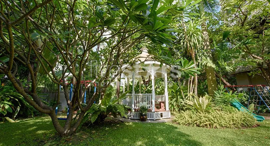 Appartement de 4 chambres à louer à Asoke, près du parc de Benchakitti, photo 20